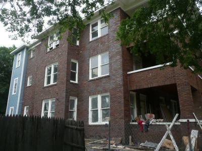 1507 Alston 2011
