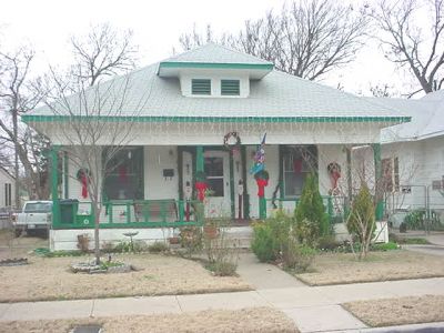 1508 Adams 2002
