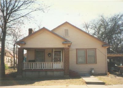 1605 Henderson 1995
