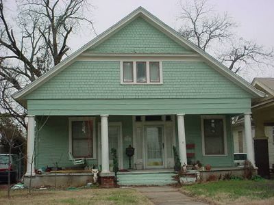 1608 Hurley 2003

