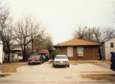 1609 College 1995
