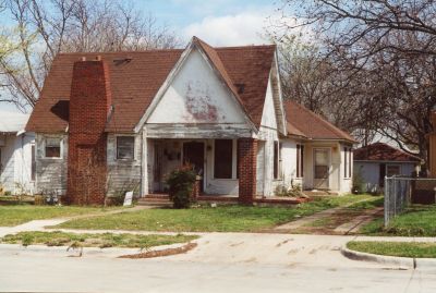 1617 Fairmount 2000
