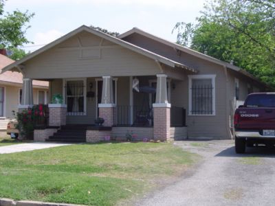 1617 Hurley 2005 April
