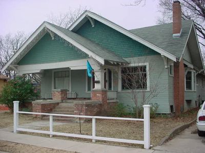 1626 Adams 2002
