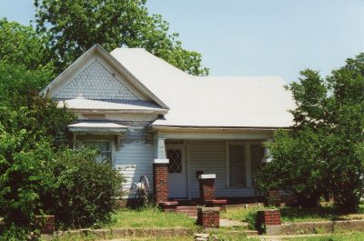 1627 College 2000
