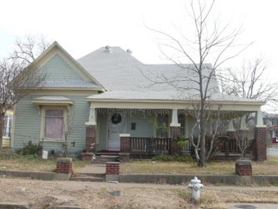 1627 College 2009
