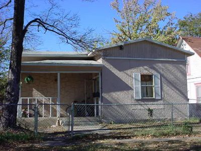 1628 Henderson 2003
