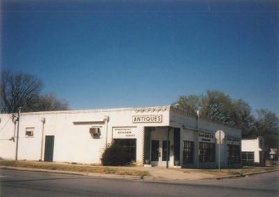 1630 5th 1995
Forrest Smith Antiques
