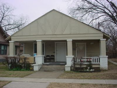 1645 Adams 2002

