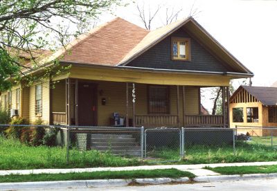 1646 Adams 2000
