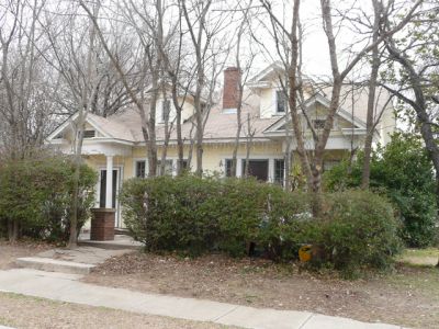 1700 Adams 2009
