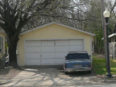 1700 Adams garage 2008
