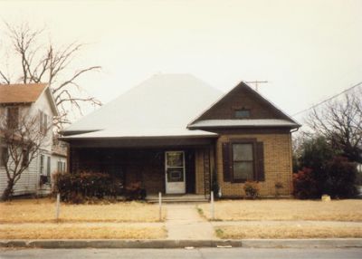 1700 College 1995
