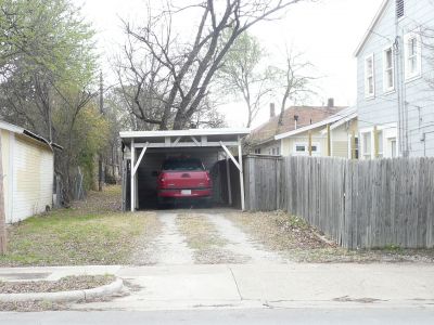 1701 Henderson carport 2011
