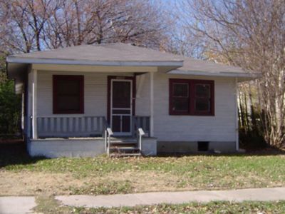 1704 Adams 2004
