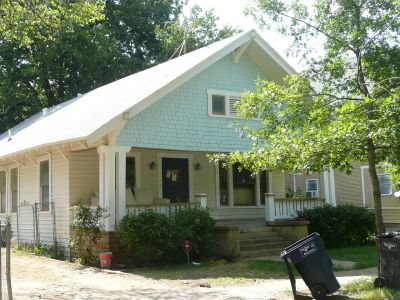 1704 Washington 2011
Restoration by Steve and Michael Cocanower
