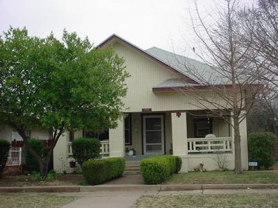 1705 Hurley 2003
