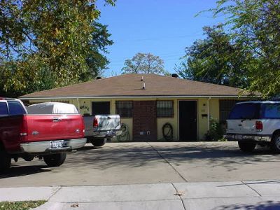 1713 Henderson 2003
