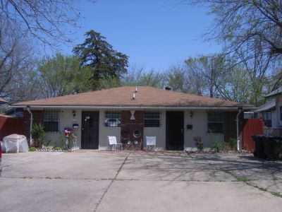 1713 Henderson 2010
