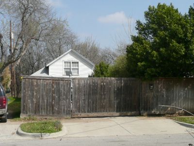 1714 Henderson garage 2008
