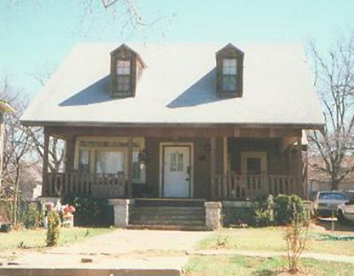 1715 6th 1995
