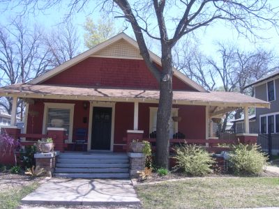 1715 College 2010
