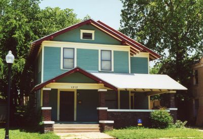 1717 College 2000
