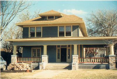 1723 5th 1987
Restoration by Jarrell and Berlene
Milburn
