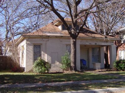 1724 Adams 2004
