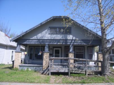 1725 Adams 2010
