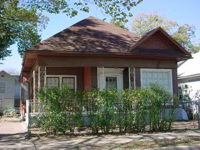 1726 Washington 2003

