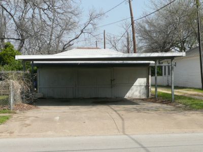 1729 Fairmount garage 2008
