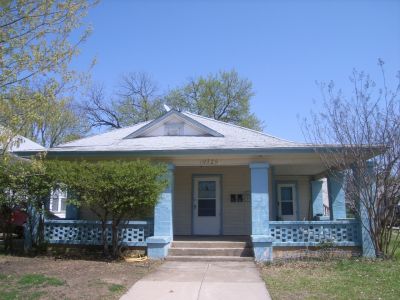 1729 Henderson 2010
