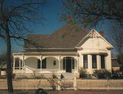 1730 6th 1995
Benton House, mascot house of the Fairmount Association
