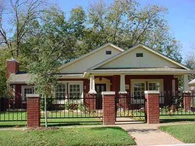 1810 Henderson 2003
