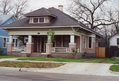 1812 Fairmount 2000
