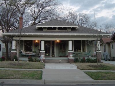 1817 Fairmount 2005
Restoration by Jim Johnson/Fairmount Homes
