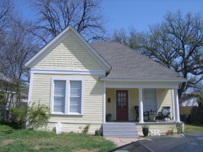 1817 Henderson 2010
