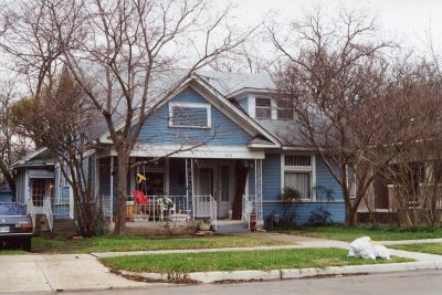 1818 Fairmount 2000
