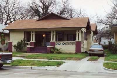1821 Fairmount 2000
