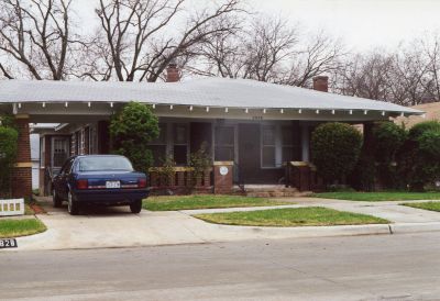 1828 Fairmount 2000
