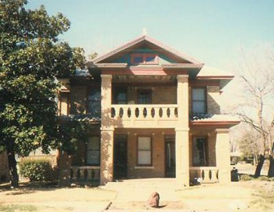1900 6th 1995
Restoration by Charles Simpson
