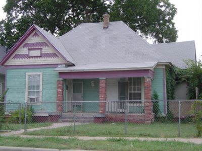 1900 College 2005
