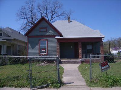 1900 College 2010
