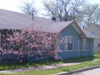 1900 Henderson side 2010
