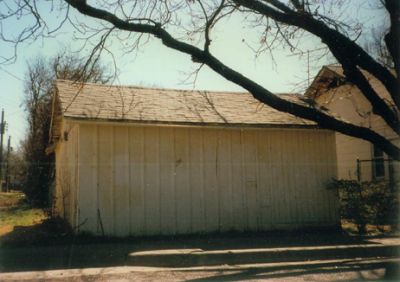 1901 Henderson garage 1995
