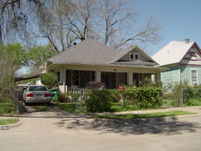 1904 College 2005
