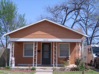 1909 Henderson 2010
