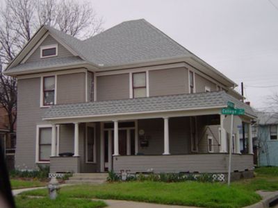 1915 College 2005
