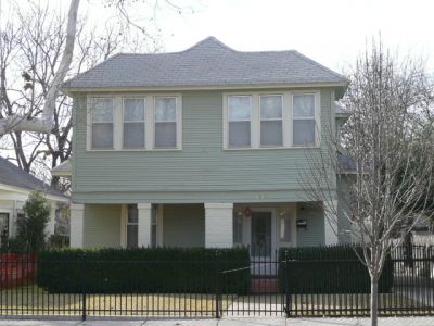 1916 Henderson 2008
